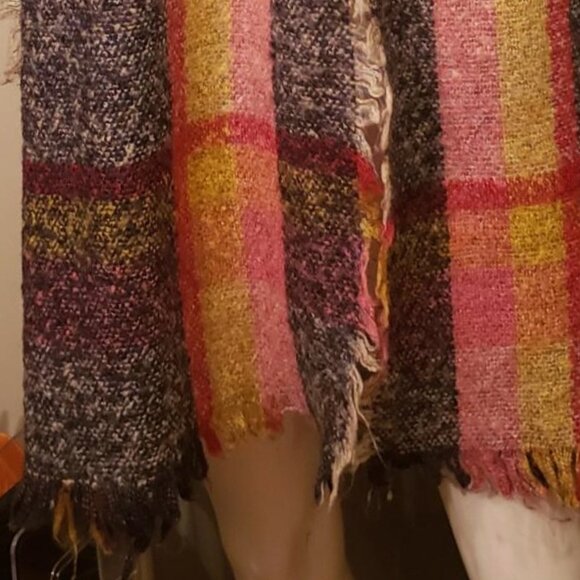 long winter plaid fringe scarf - Picture 5 of 5